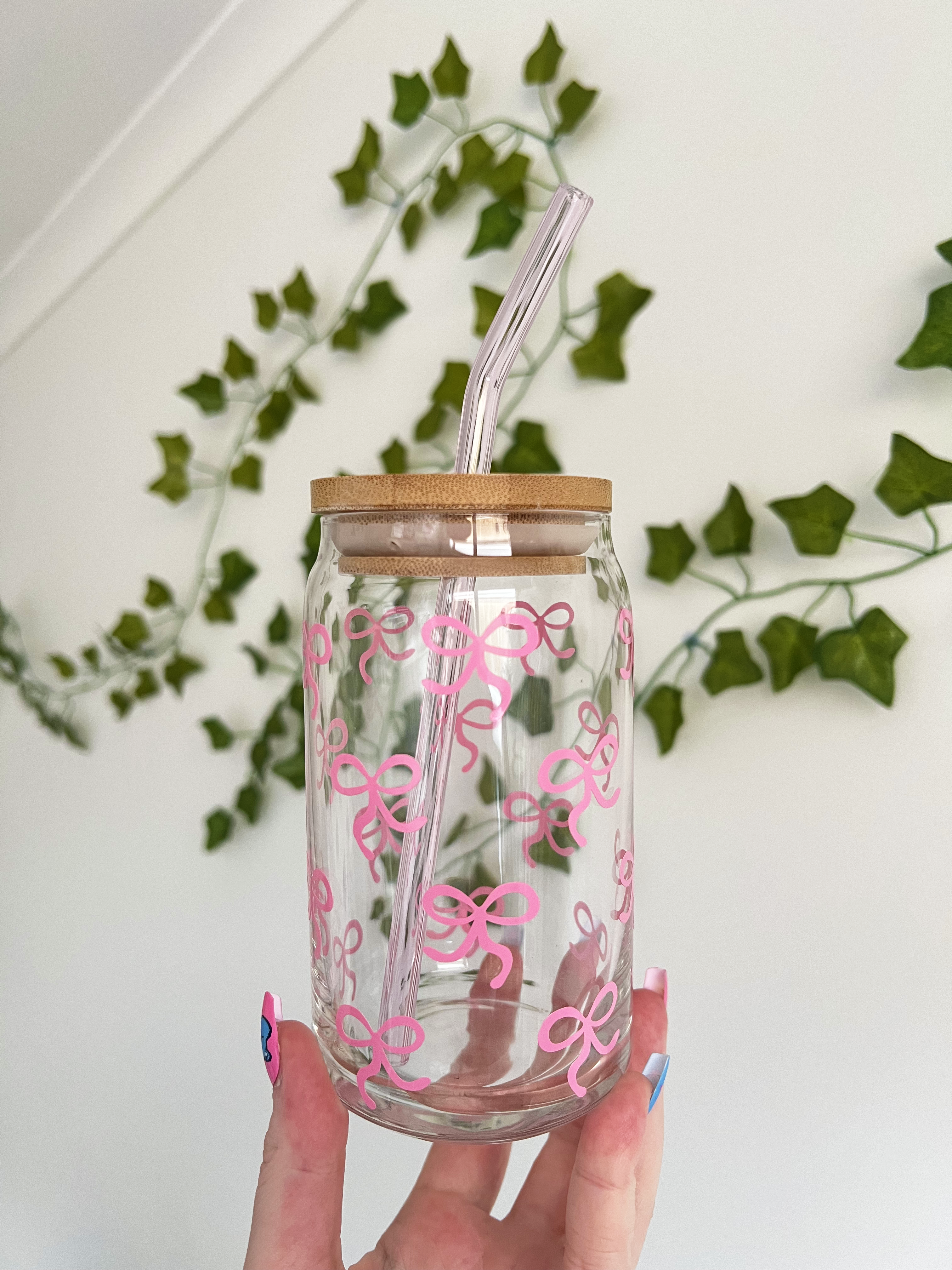 Coquette Bows Glass Can